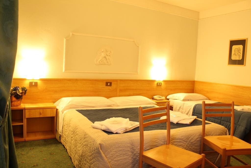 Hotel Villanova Santo Stefano Di Cadore Exteriör bild