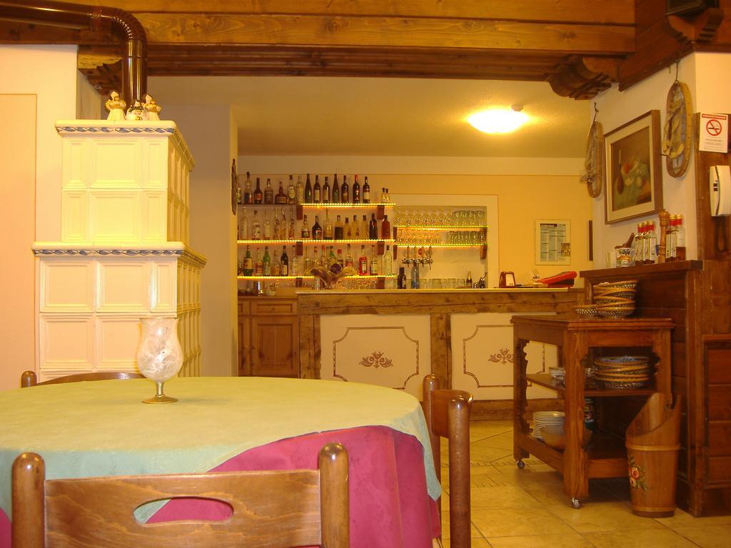 Hotel Villanova Santo Stefano Di Cadore Exteriör bild